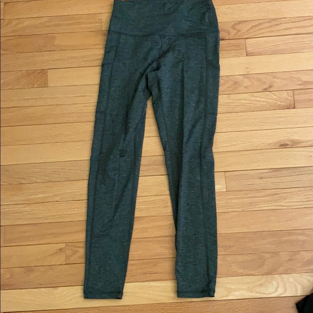 Arie forest green leggings